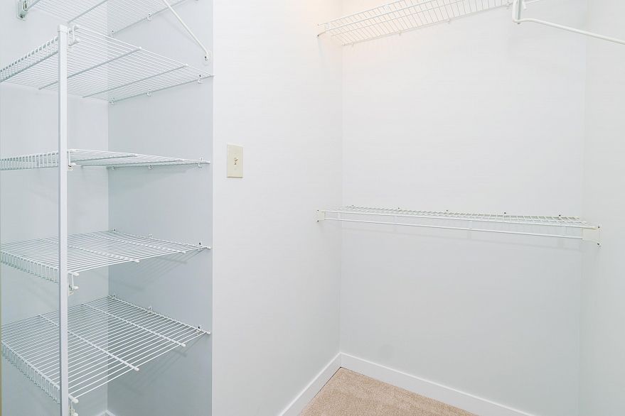 402 1845 Robson Street