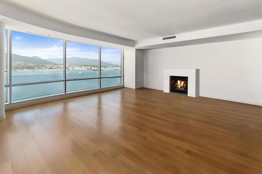 2101 1169 W Cordova Street