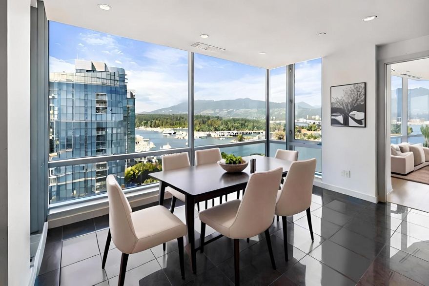 2101 1169 W Cordova Street