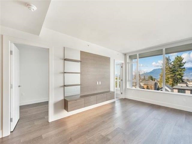 303 3639 W 16th Avenue