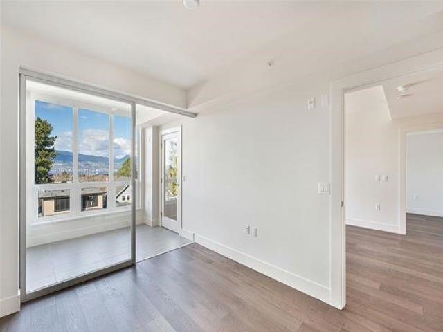 303 3639 W 16th Avenue