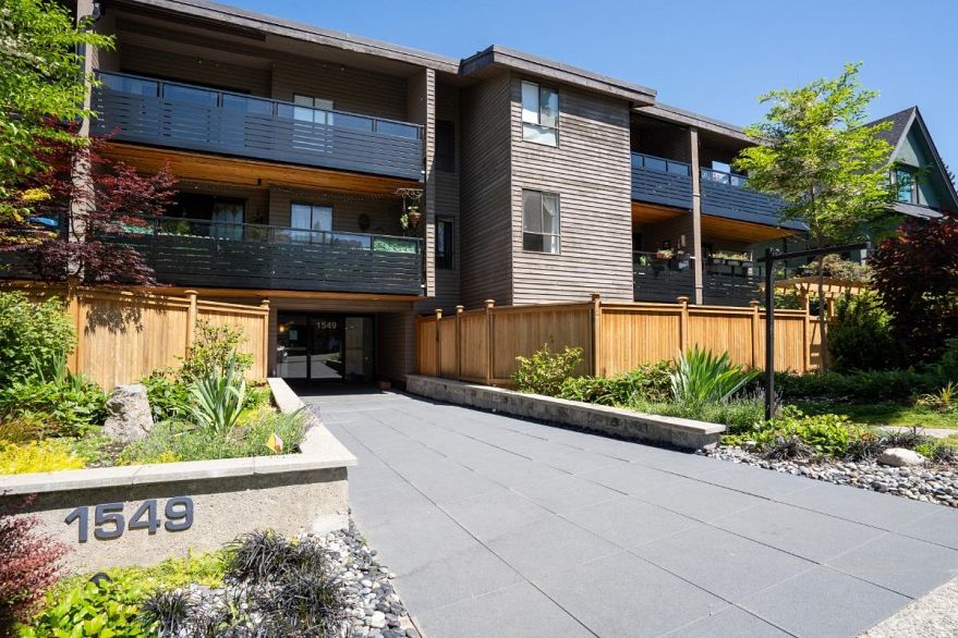 315 1549 Kitchener Street