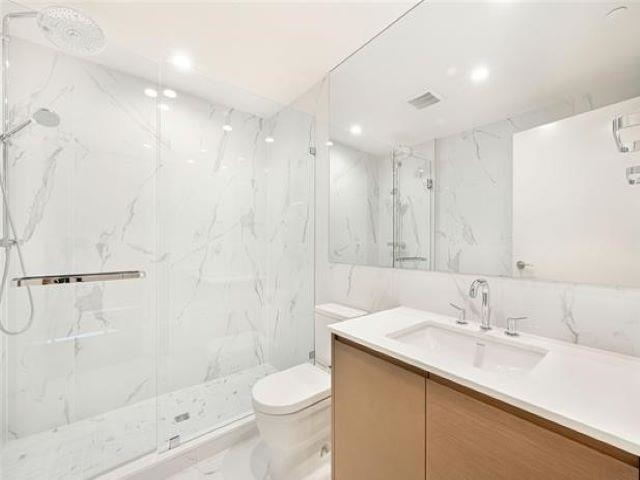 303 3639 W 16th Avenue