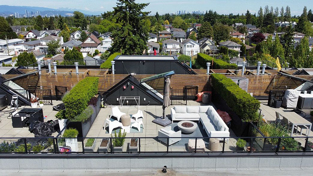 605 5085 Main Street