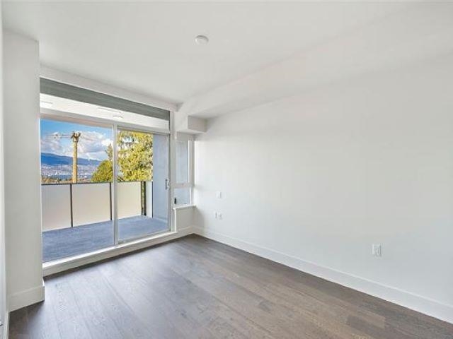 303 3639 W 16th Avenue