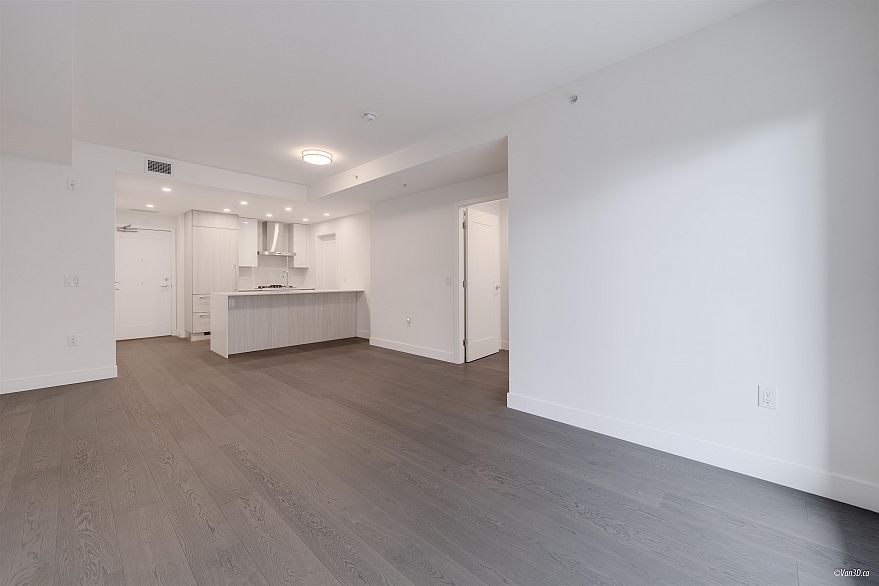 305 488 W 58th Avenue