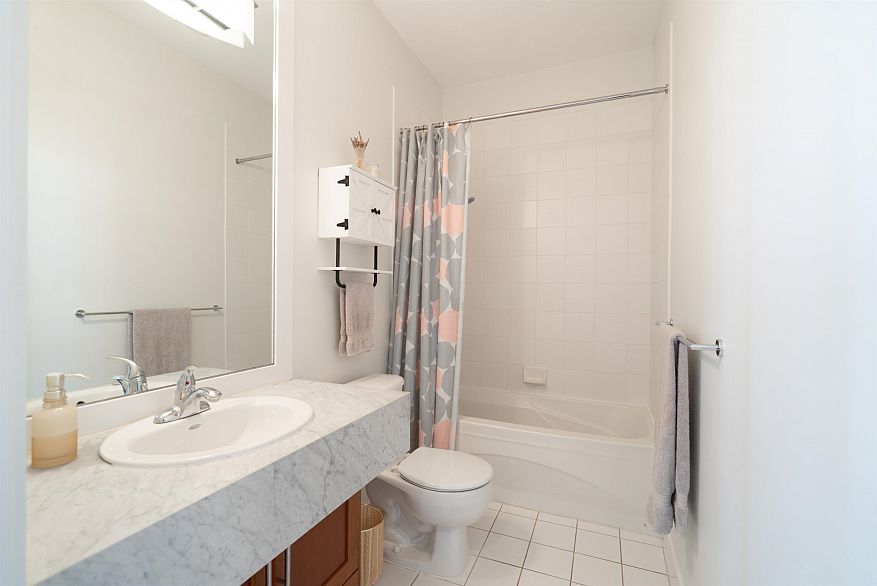 607 2635 Prince Edward Street