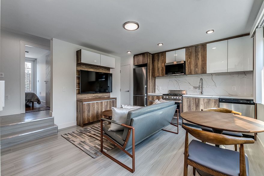 402 1168 PENDRELL STREET, Vancouver BC V6E 1L4