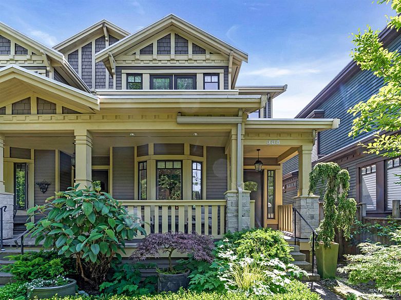388 W 11th Avenue