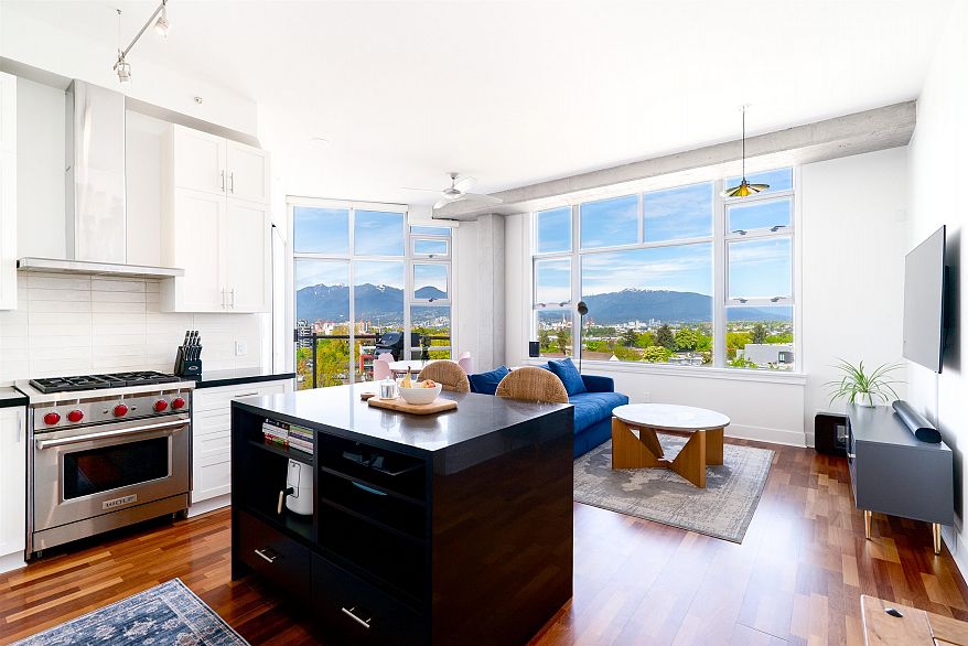 607 2635 Prince Edward Street