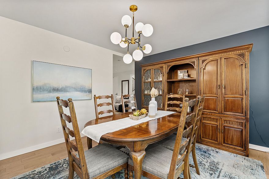 102 3905 Springtree Drive