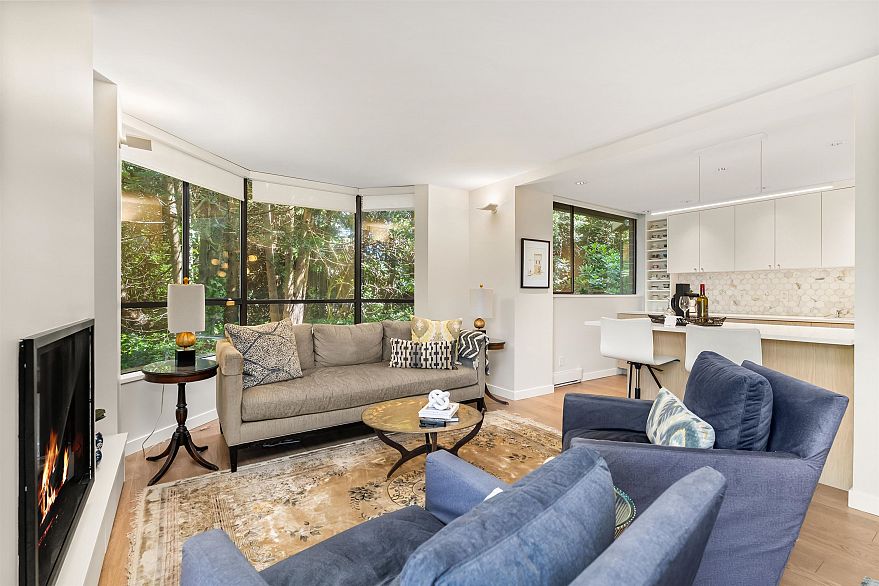 102 3905 Springtree Drive