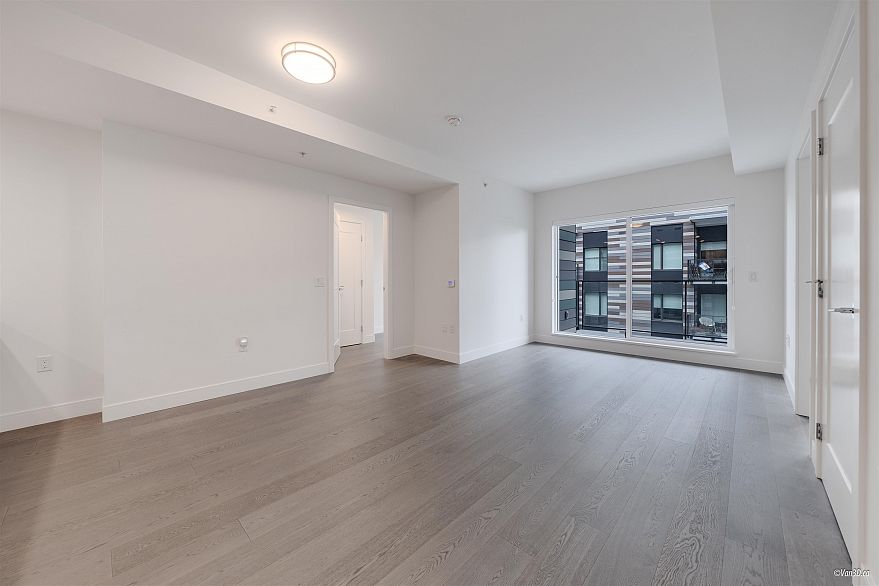 305 488 W 58th Avenue