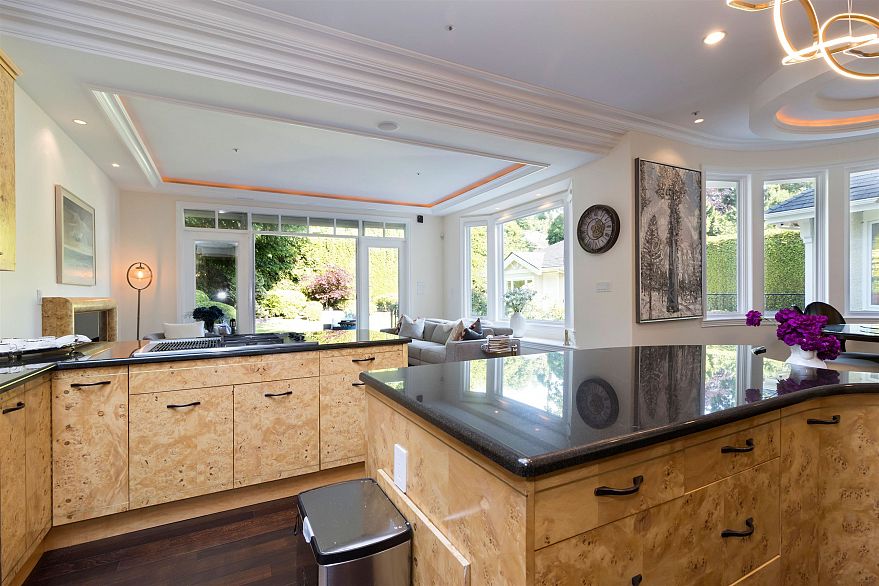 6388 Wiltshire Street