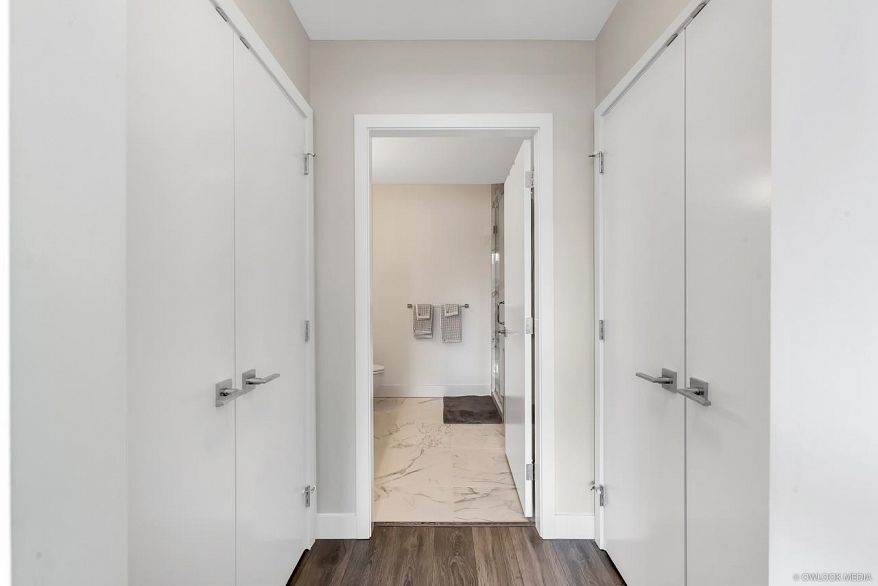 107 5688 Willow Street