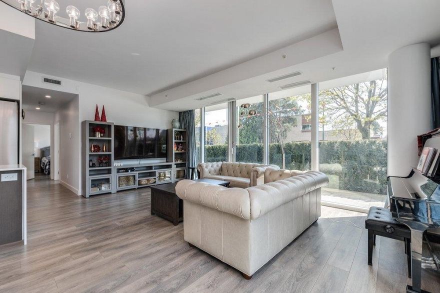 107 5688 Willow Street