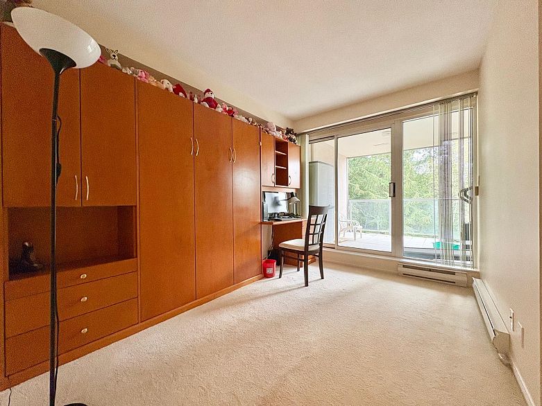 707 5775 Hampton Place