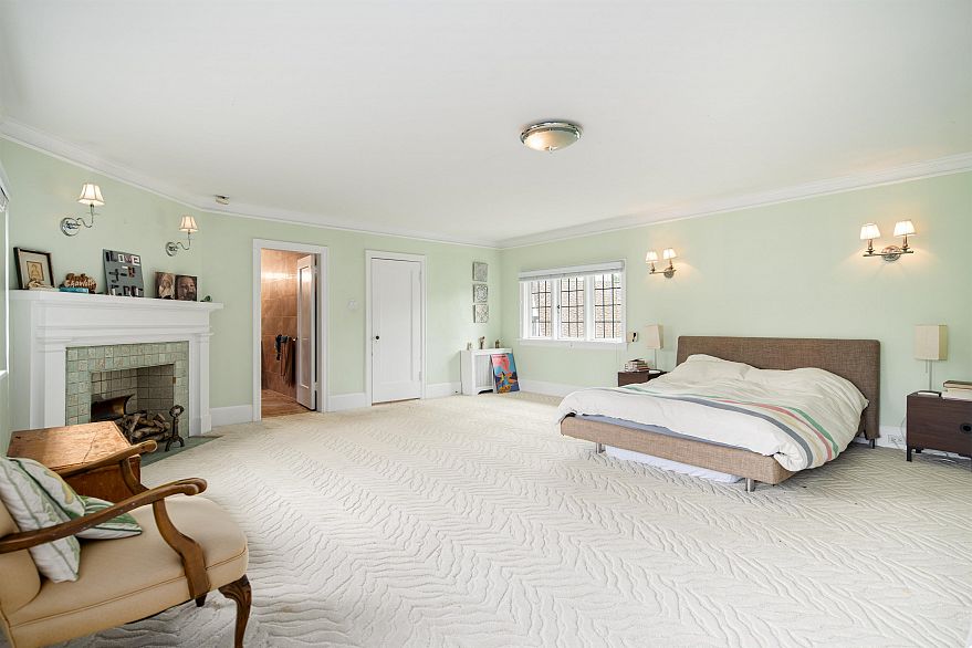 1678 Somerset Crescent