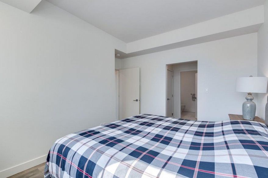 107 5688 Willow Street