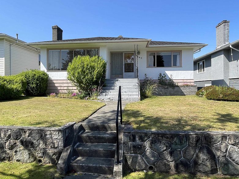 749 W 60th Avenue