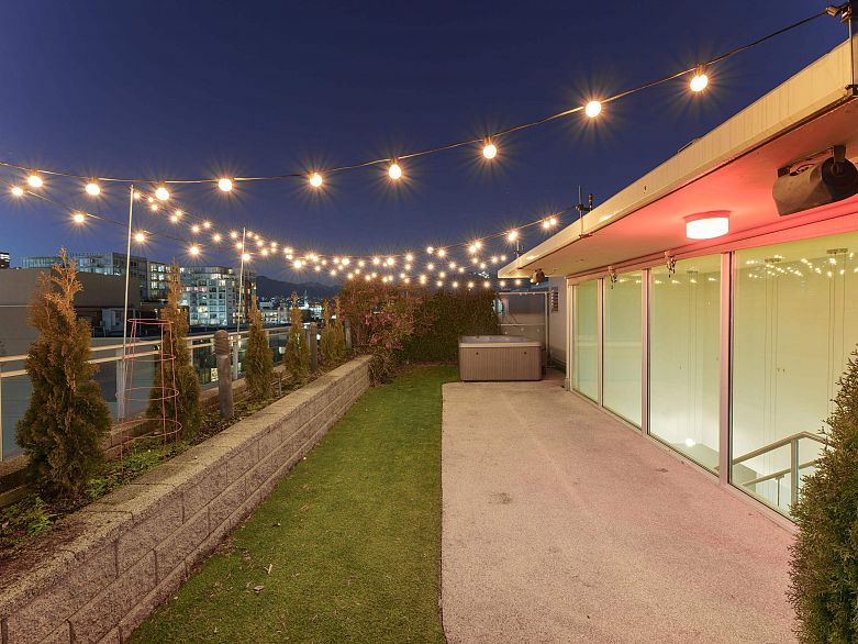 801 221 Union Street