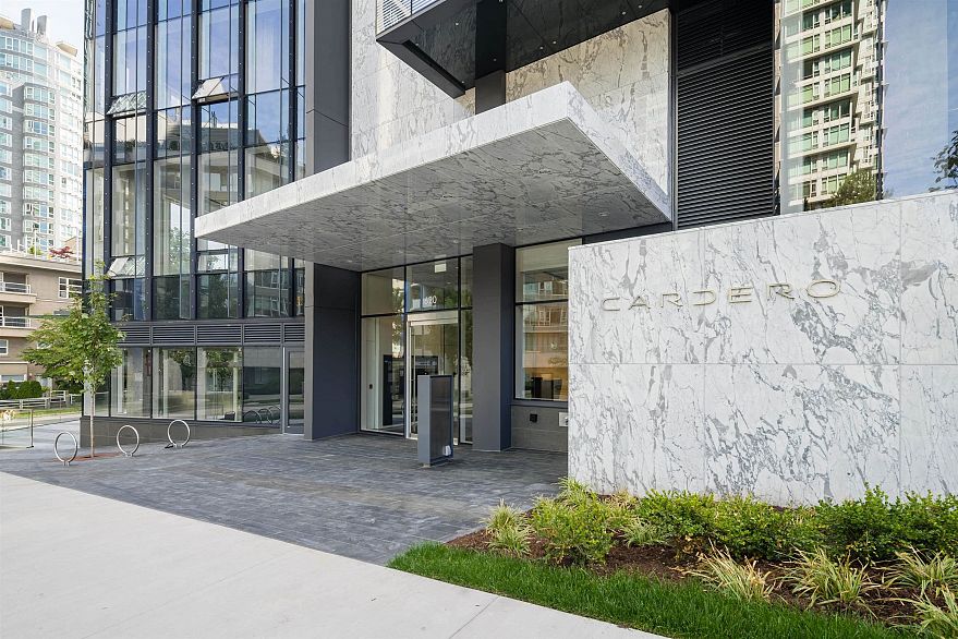 1706 620 Cardero Street