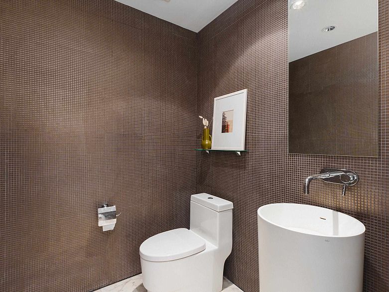 801 221 Union Street