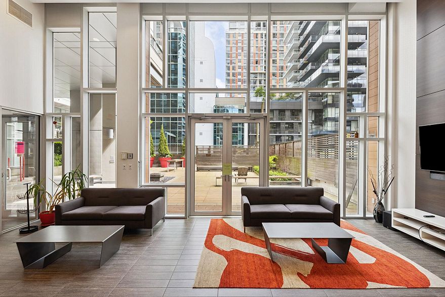 2203 1308 Hornby Street