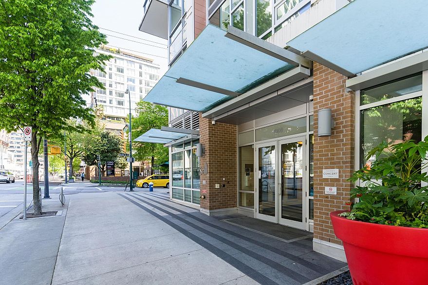 2203 1308 Hornby Street