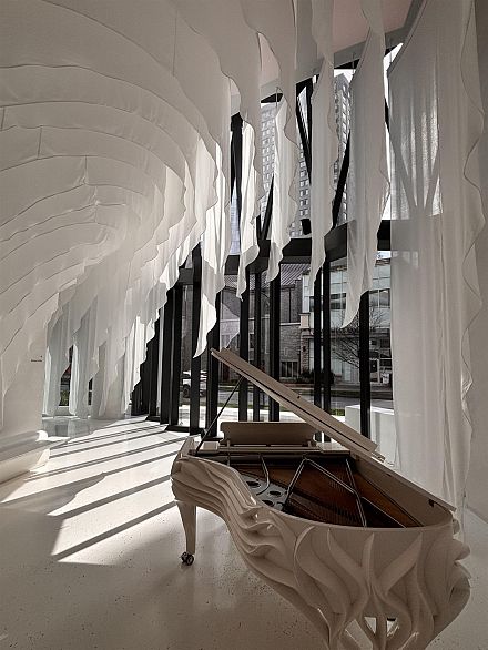 2702 1033 Nelson Street