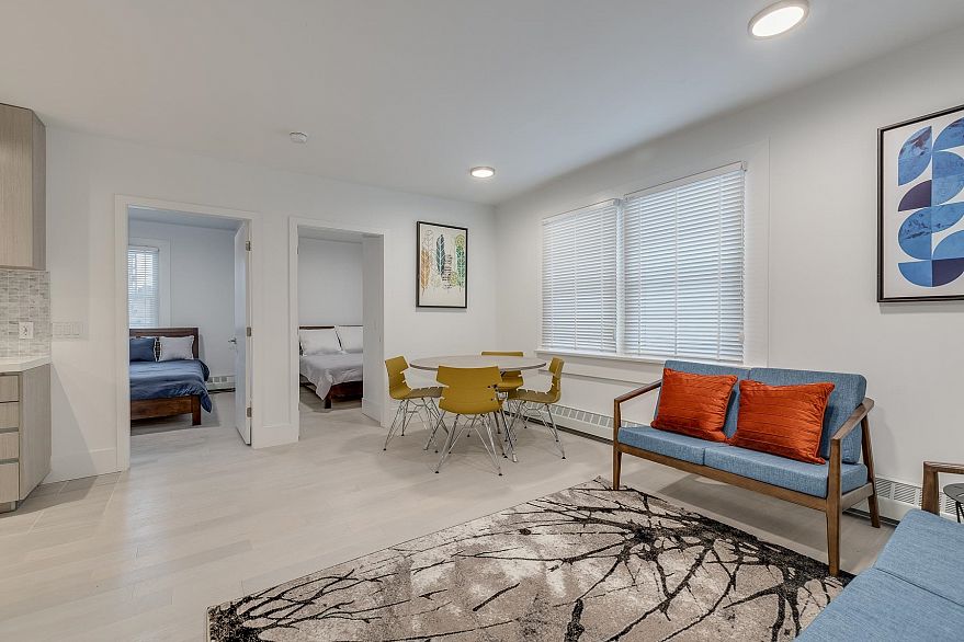 103 1425 HARO STREET, Vancouver BC V6G 1G2