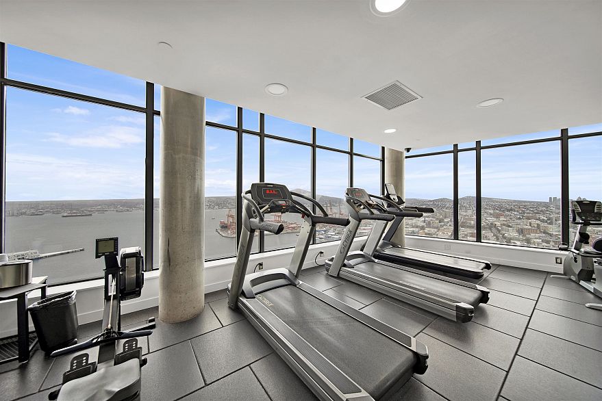 502 128 W Cordova Street