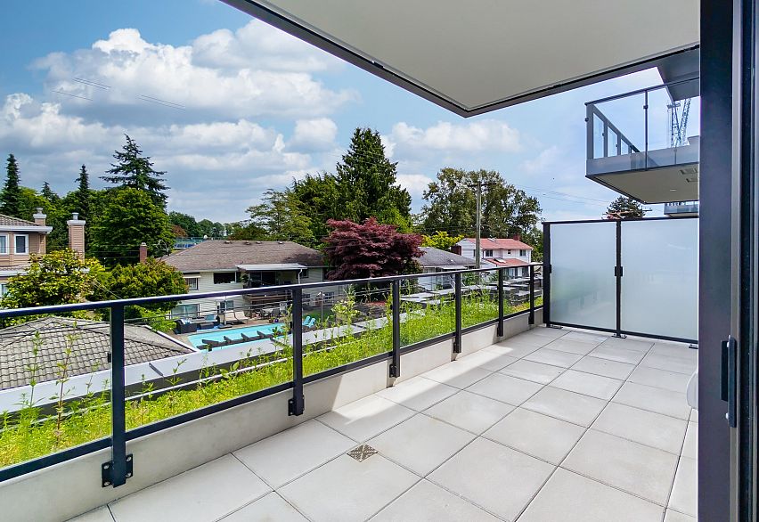 315 5212 Cambie Street