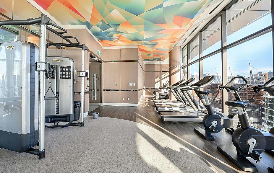 1507 68 Smithe Street