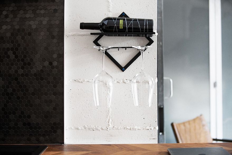 212 22 E Cordova Street