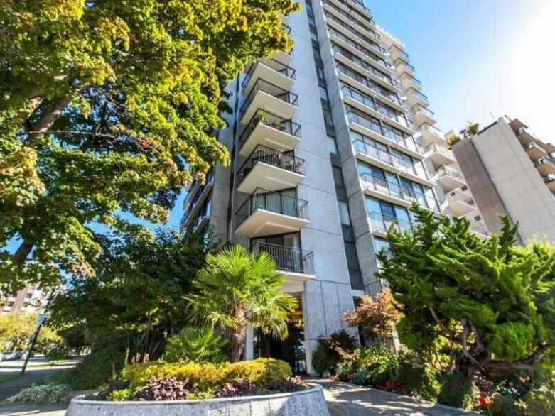 202 1575 BEACH AVENUE, Vancouver BC V6G 1Y5