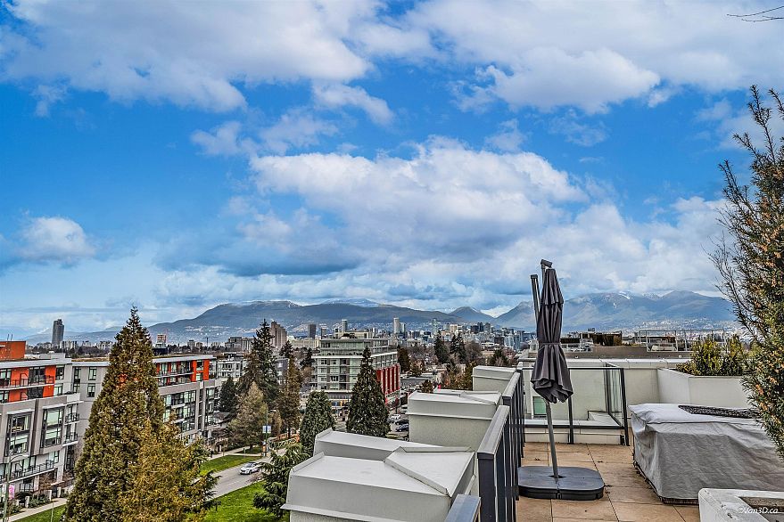 102 4240 Cambie Street