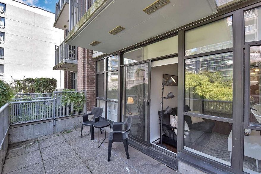 204 1249 Granville Street