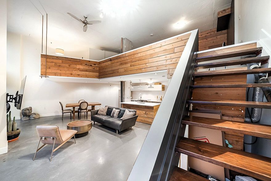 507 22 E Cordova Street