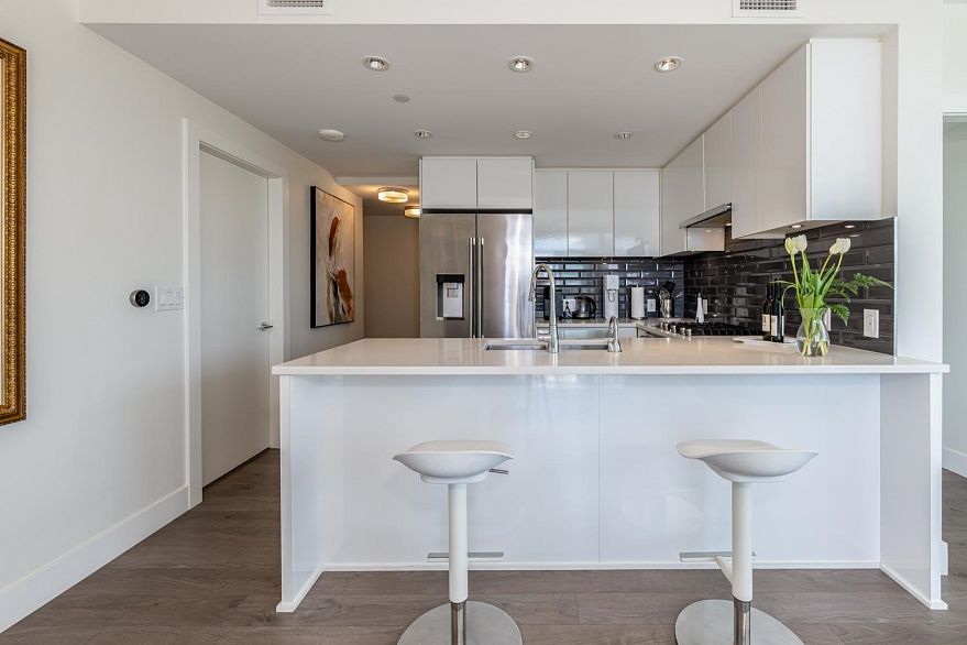 1501 8533 River District Crossing