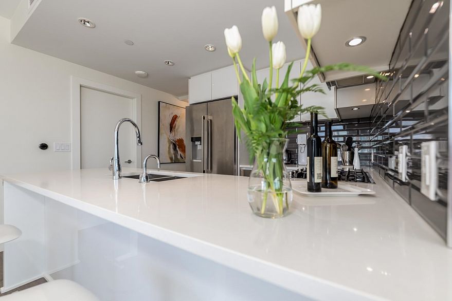 1501 8533 River District Crossing