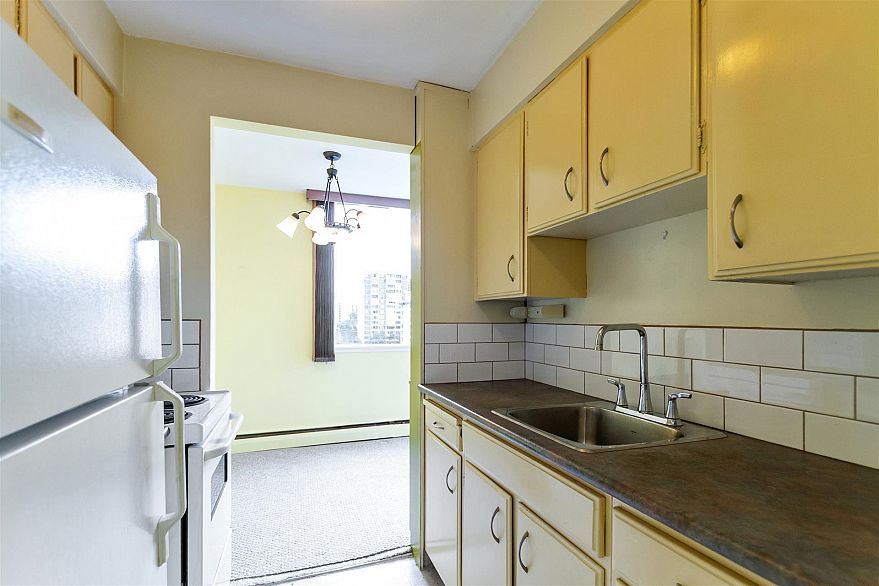 1202 1850 Comox Street