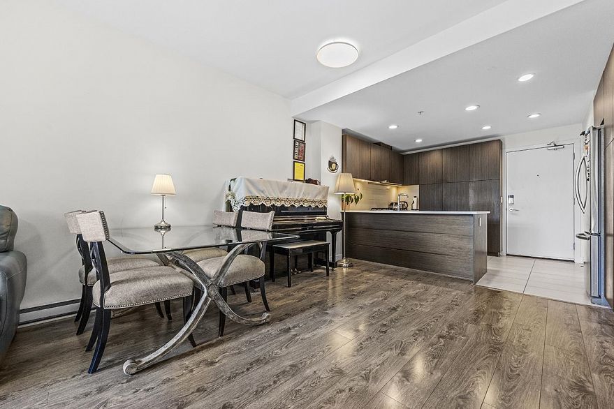 303 6033 Gray Avenue