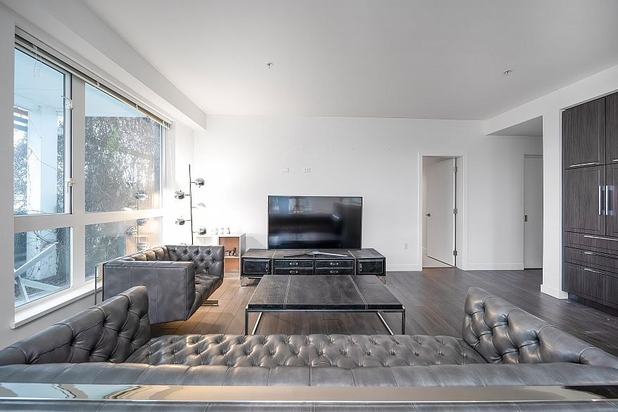 505 6677 Cambie Street