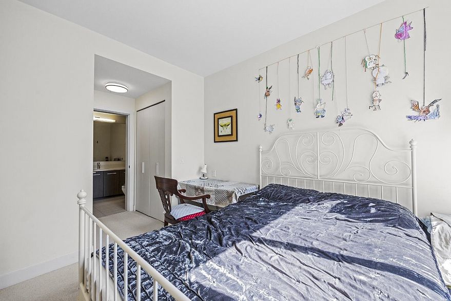 303 6033 Gray Avenue