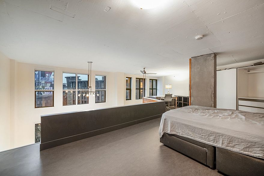 507 22 E Cordova Street