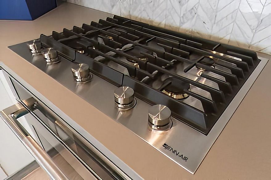 804 3581 E Kent Avenue North