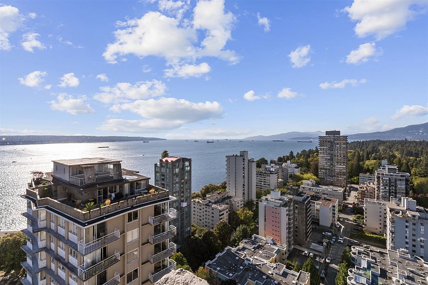 1202 1850 Comox Street