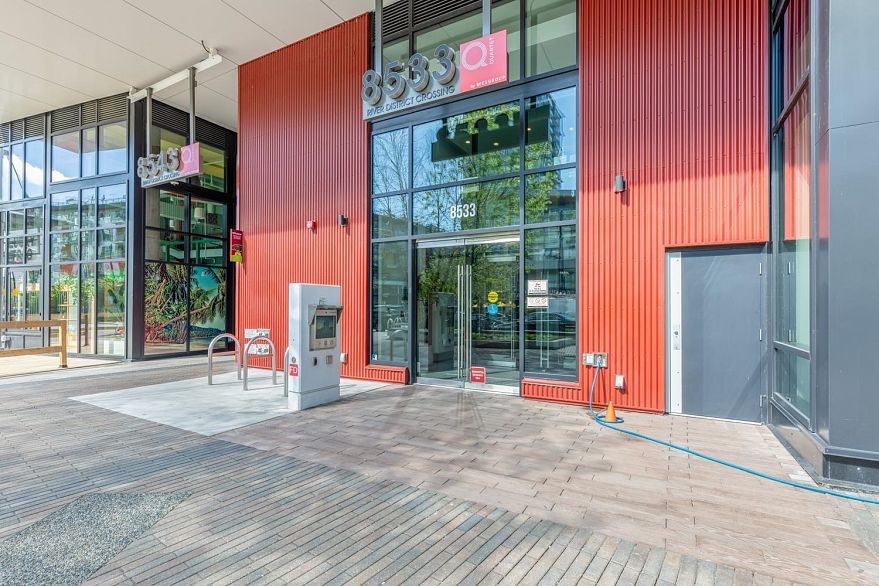 1501 8533 River District Crossing