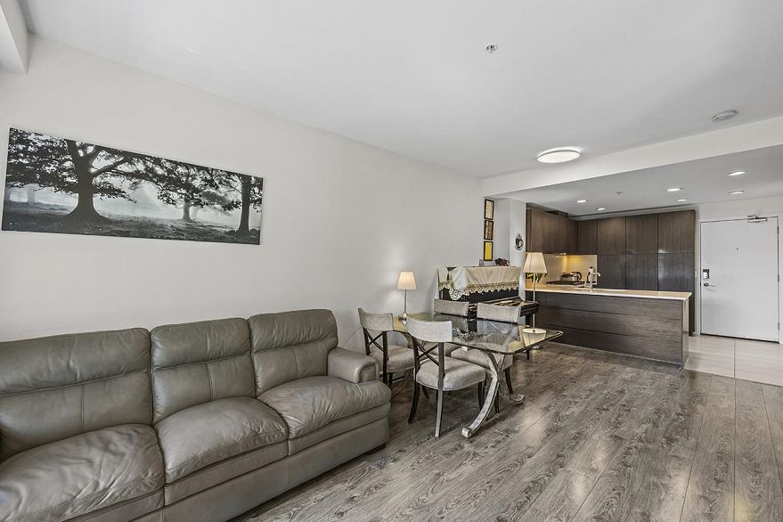 303 6033 Gray Avenue